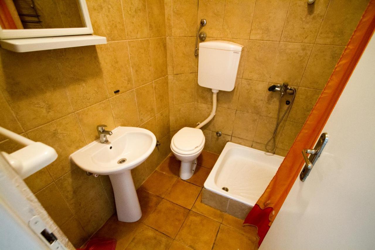 Belane Apartments Tivat Ngoại thất bức ảnh