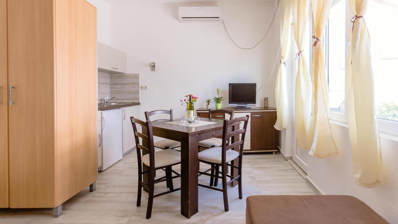 Belane Apartments Tivat Ngoại thất bức ảnh