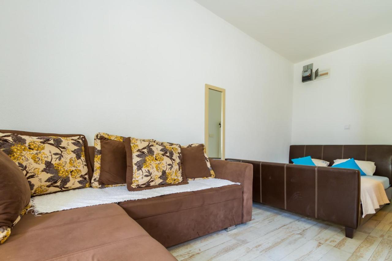 Belane Apartments Tivat Ngoại thất bức ảnh