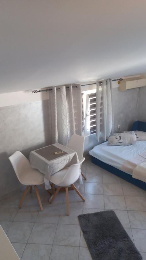 Belane Apartments Tivat Ngoại thất bức ảnh