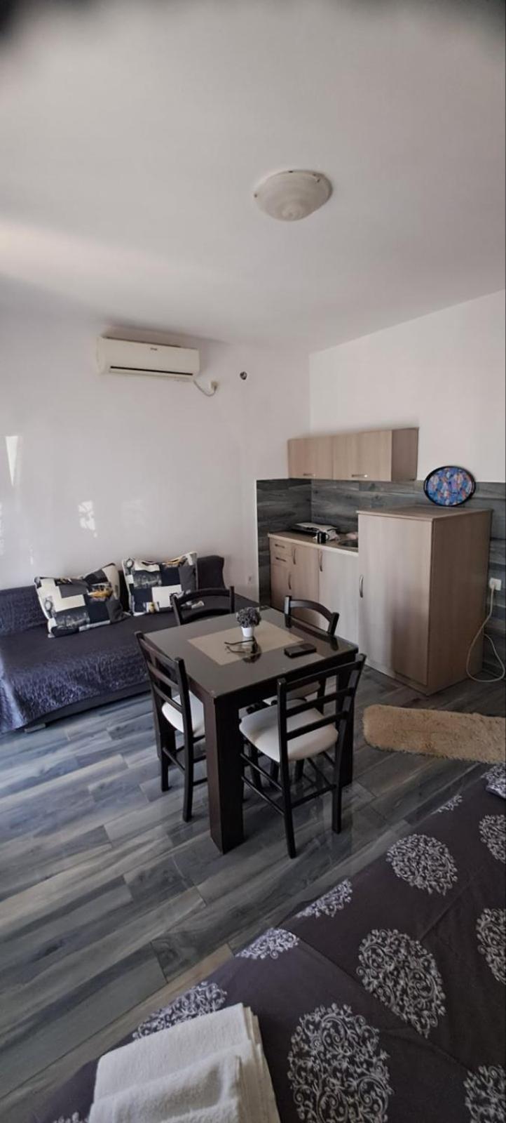 Belane Apartments Tivat Ngoại thất bức ảnh